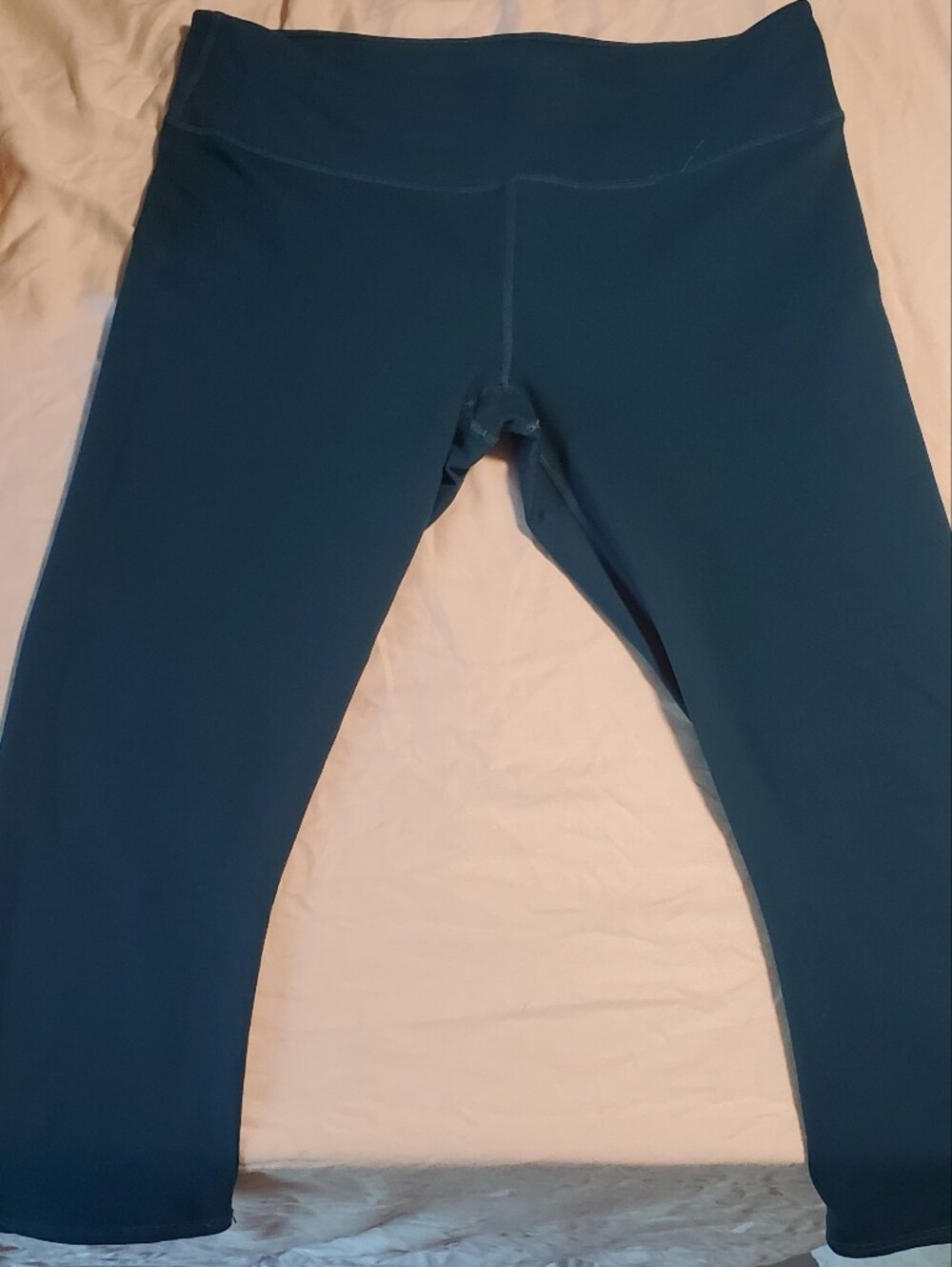 Fabletics 3/4 Length Teal Leggings